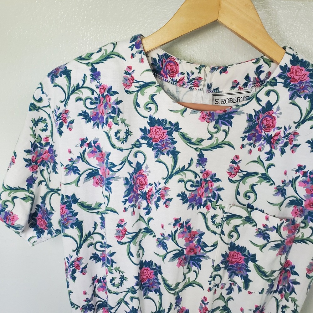 Floral Romper Jumpsuit S. Roberts White Pink Purple VTG Short Sleeve S‎ Pockets